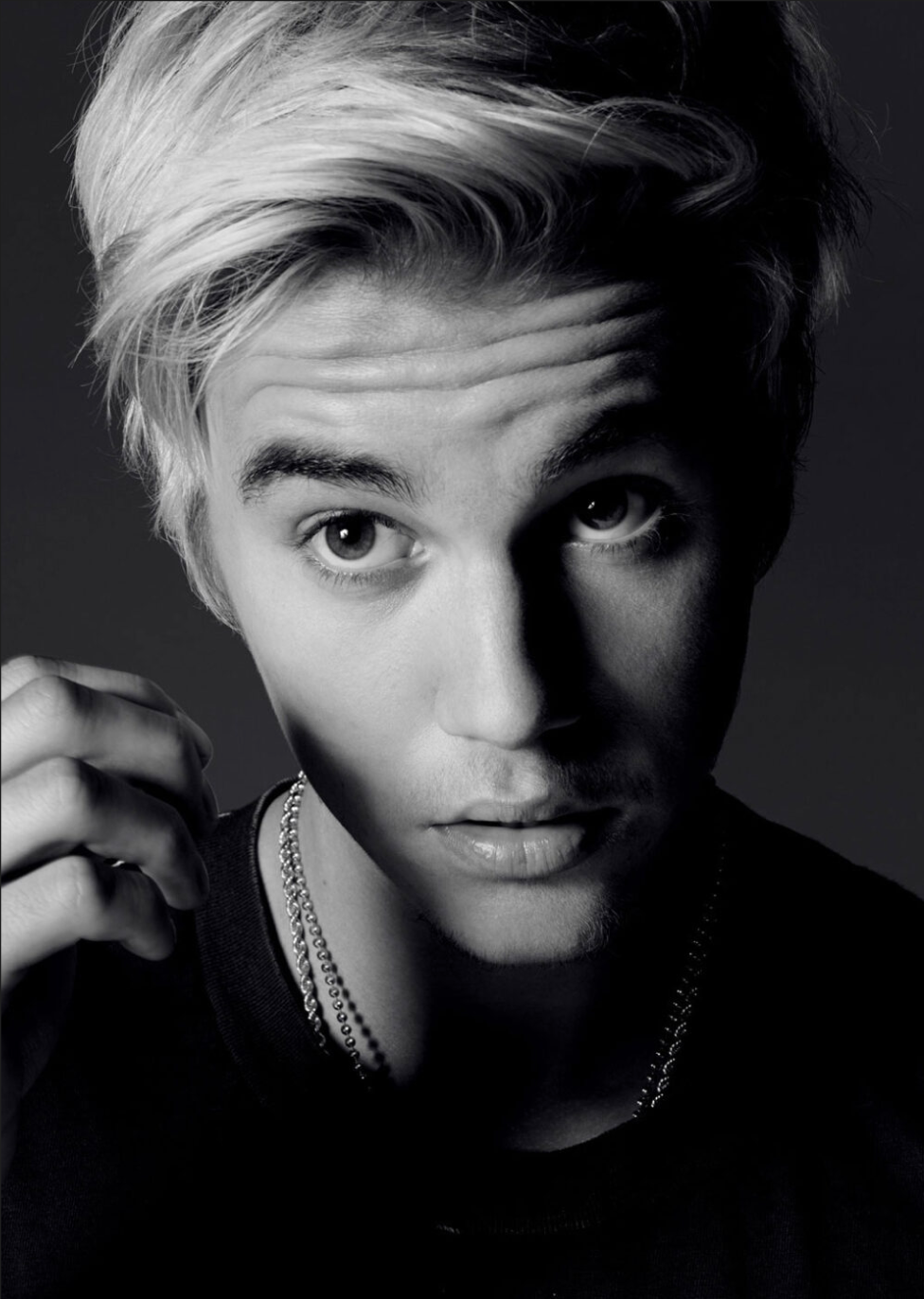 Justin Bieber looking front
